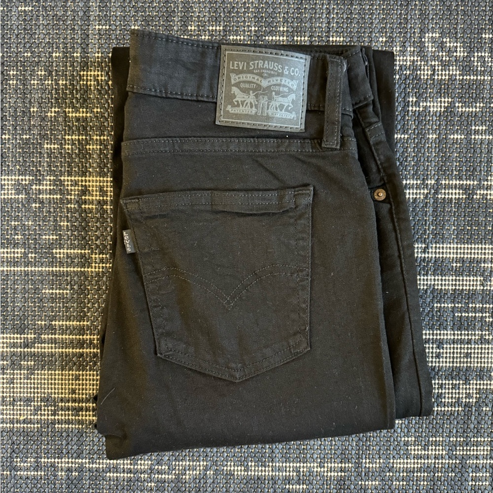 🖤LEVIS-women jeans 🖤